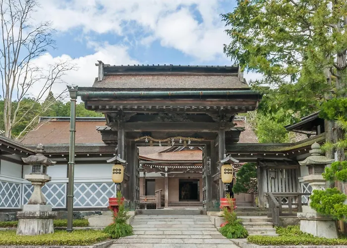 Koyasan Sanadabo Rengejoin Hotel