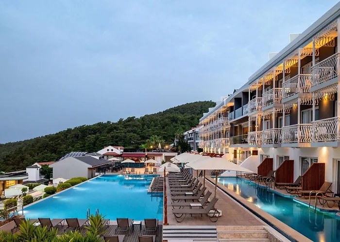 Ramada By Wyndham Fethiye Oludeniz (Adults Only) Hotel