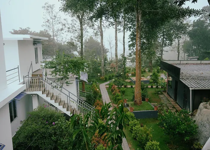 Haze Woods Resort Vaduvanchal