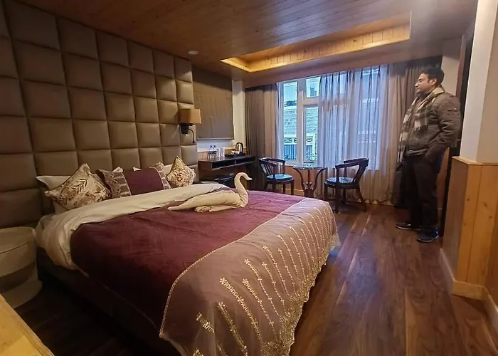 The Ridge Inn Srinagar 