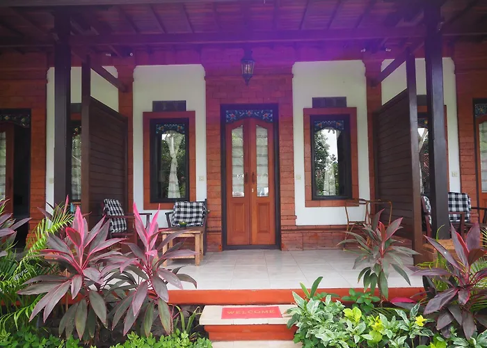 Reef Seen Divers' Resort Pemuteran