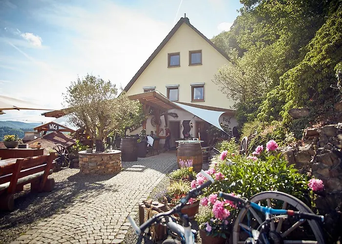 Hotel Onkel Toms Hütte, Weingut Friedhelm Lenz Bullay