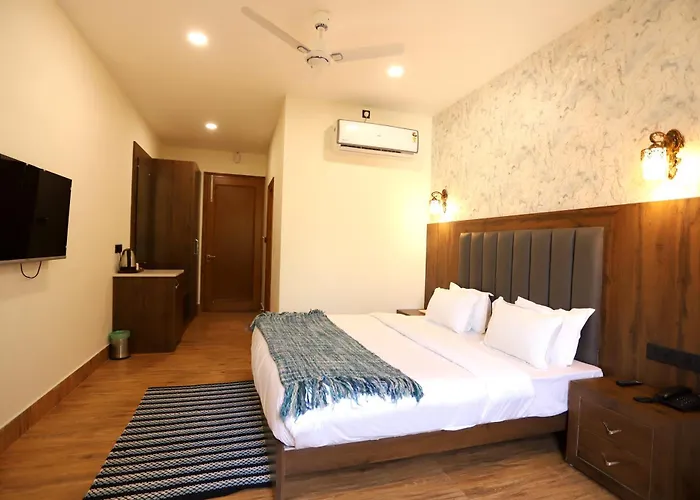Hotel Dhingra Inn Rewari