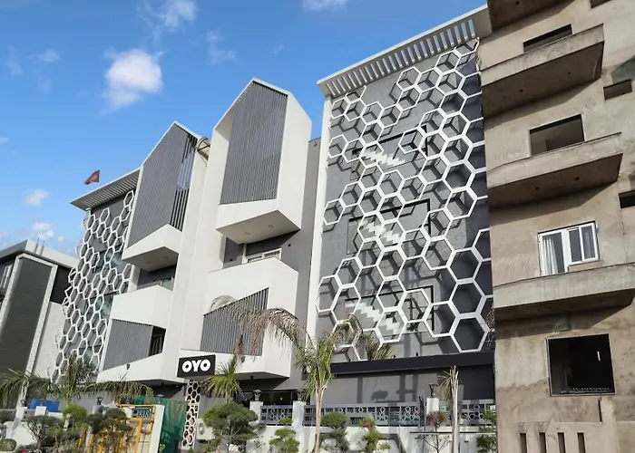 Hotel Grand Sun Plaza Embassy And Airport Drop New Delhi