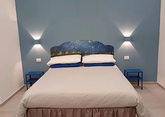 Partenope 10 Naples