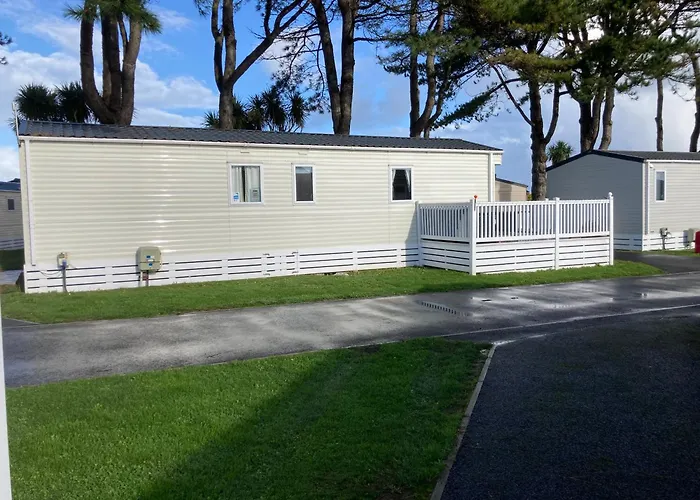 B3 Sunny Tides Hotel Brixham