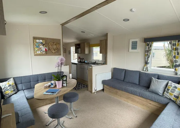 B3 Sunny Tides Hotel Brixham