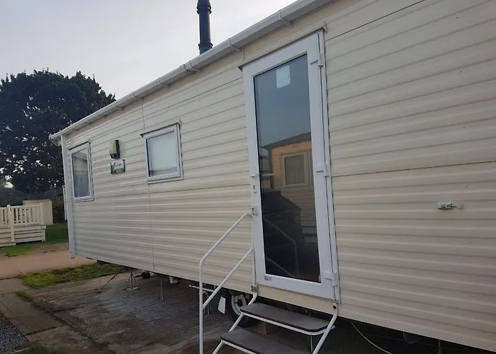 Meadow Bay Hayling Island-Iona Hotel South Hayling
