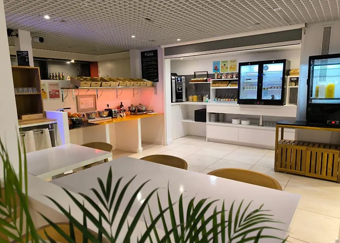 Brit Hotel Porte d'Espagne Perpignan