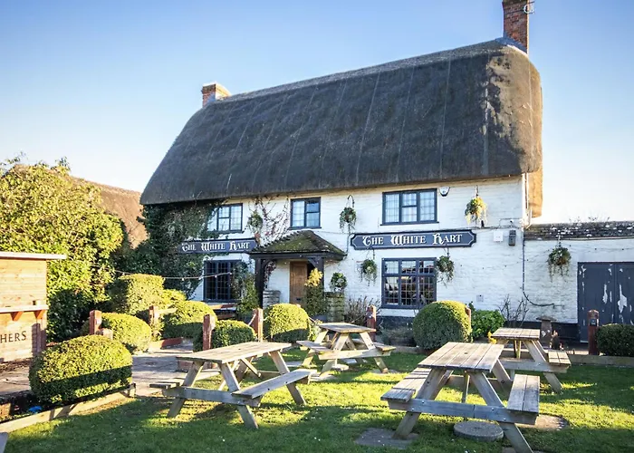 The White Hart, Wroughton Bed & Breakfast Swindon