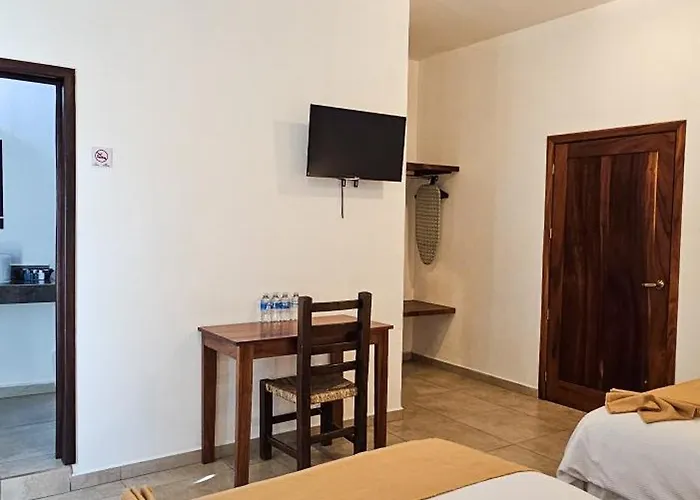 Hotel La Familia San Blas