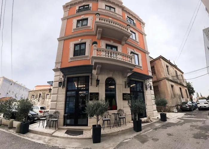 Hotel Kloest Durrës