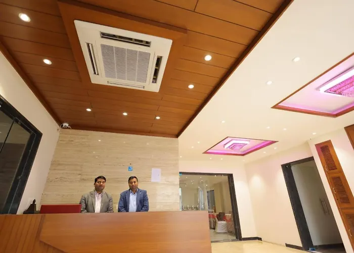 The Grand Tree Hotel Agra 