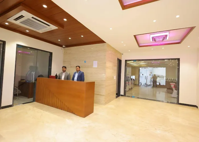 The Grand Tree Hotel Agra 
