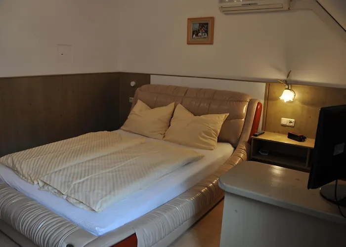 Pension Arkadenhof Fürstenfeld