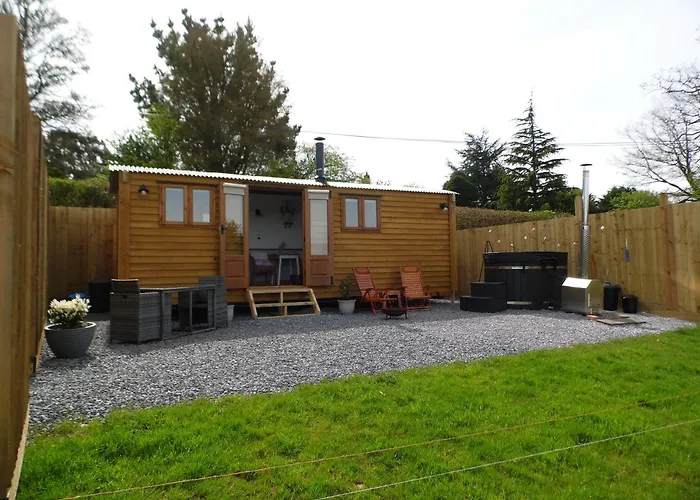 Tone Valley View Glamping Wellington 