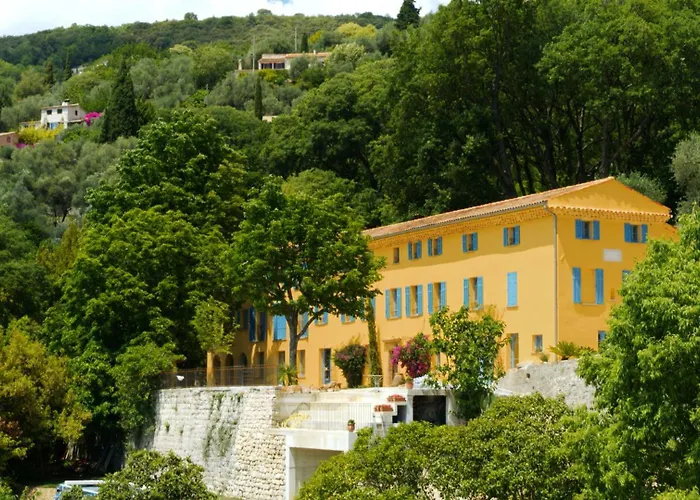 Bed and Breakfast Domaine de la Cascade Parfumée à Grasse