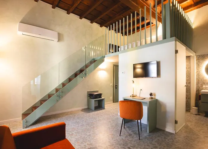 Palazzo Canetti Locarno - Piazza Grande - Suites & Rooms - Easy Self Check-In
