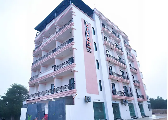 Orsom Stay Rooms With Jacuzzi Sector 53 Gurgaon