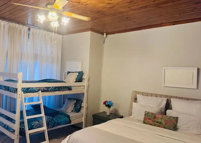 Leisure Lodges Family Room Parow Cape Town