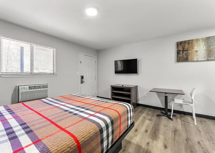 Southern Suites Forest Park