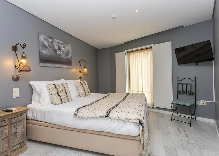 Casa da Praça Guest House Sesimbra