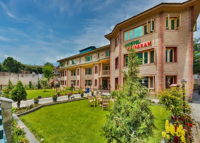 Hotel Baisaran Pahalgām
