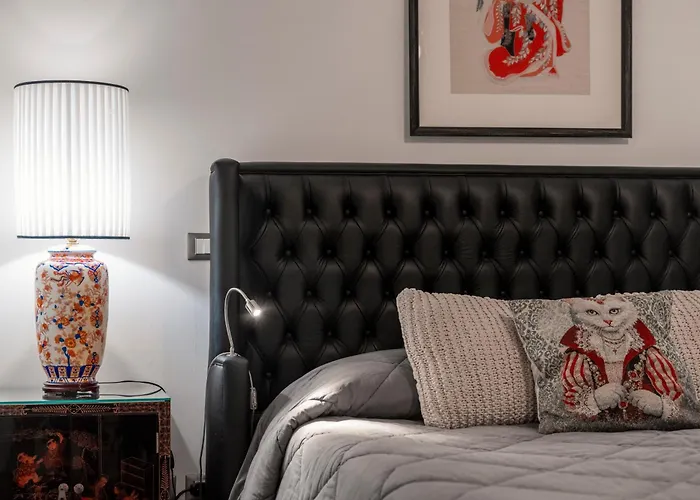 Hotel Regal House Roma Capucci 6