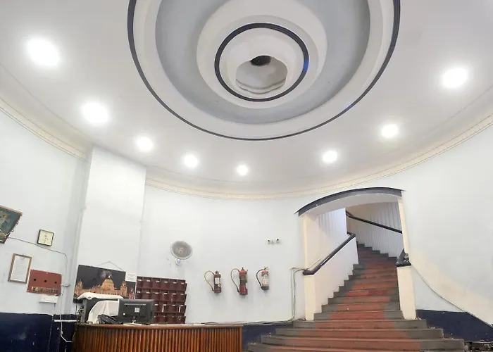 Hotel Raunak Kolkata