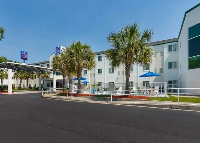 Motel 6 Columbia