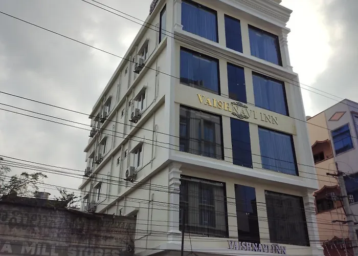 Vaishnavi Inn Rajahmundry
