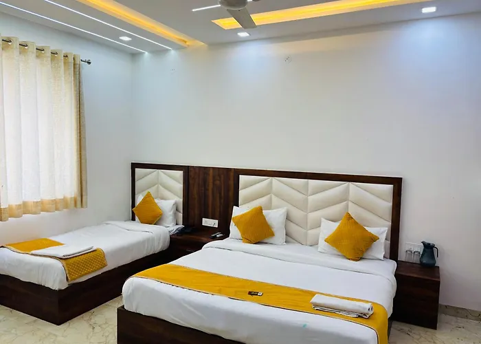 Hotel Ganga Palace - Agra Dasaprakash Restuarant