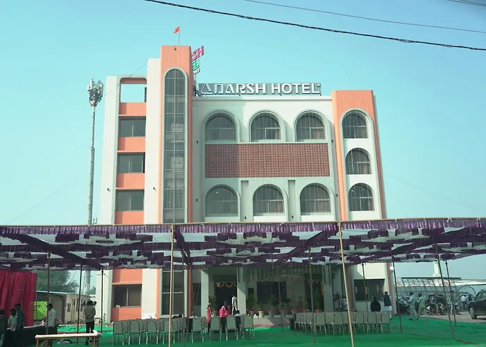 Adarsh Hotel Anand
