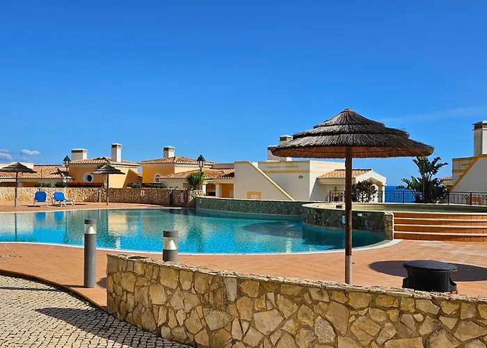 The View - Santo Antonio Villas, Golf And Spa Salema