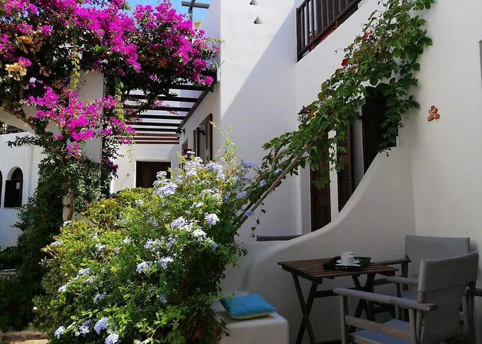 Christina Hotel, Adults Only, Heated Salt Water Pool Naousa 