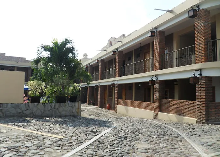 Hotel Montroi Express Colima