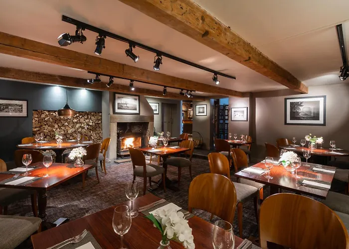 The White Hart At Lydgate Hotel Oldham