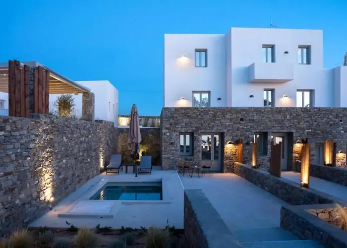 Paros Comfy Suites Naousa