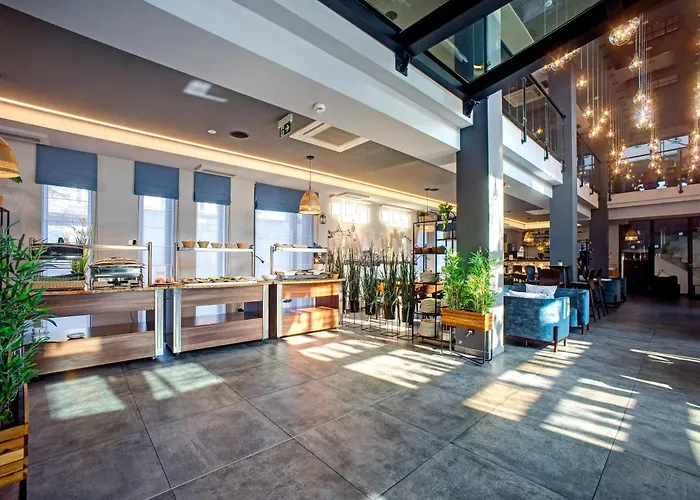Hotel Sanova Jaroslaw