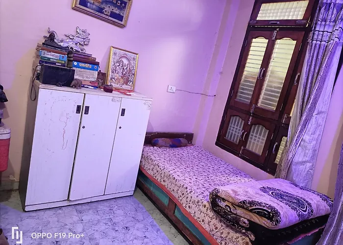 Shri Ram Sharnam Hotel Ayodhya