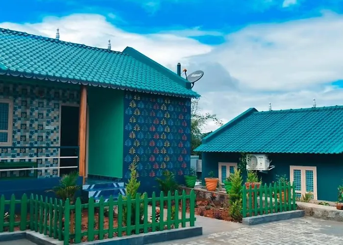 Mithra Pasumai Kudil Bed & Breakfast Yelagiri