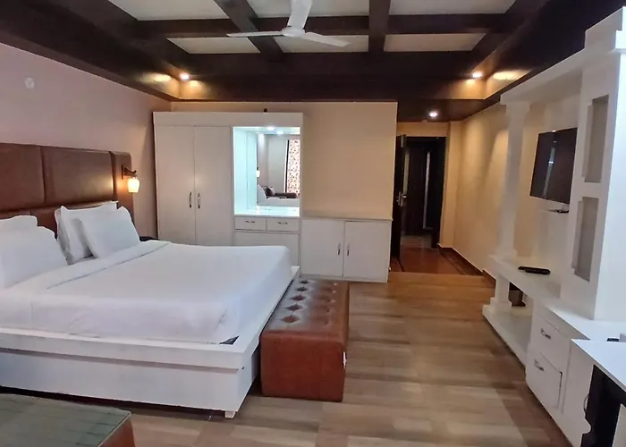 Hotel Drive Inn Mussoorie