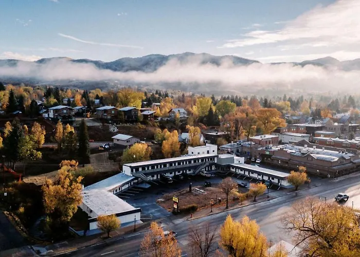 Western Lodge Steamboat Springs
