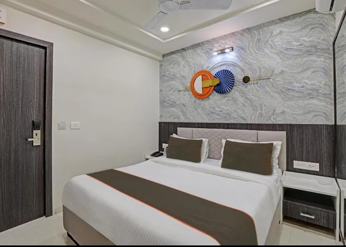 Hotel Prem Nivas Vrindavan