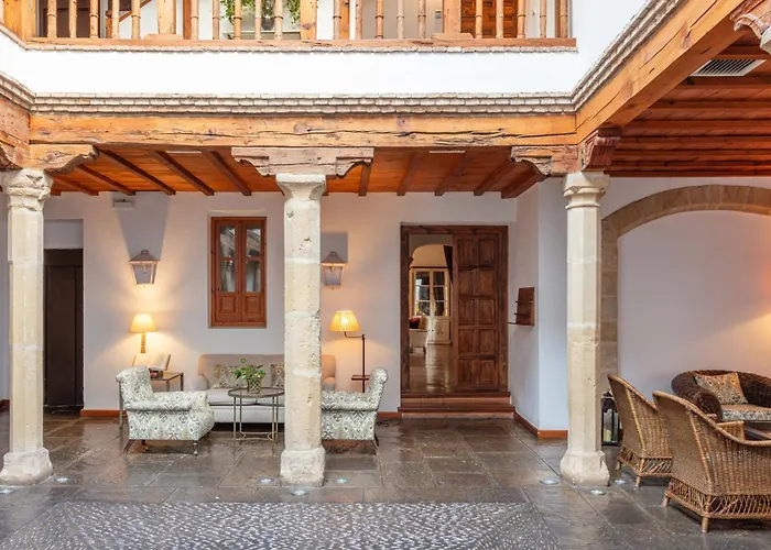 Hotel Puerta De La Luna Baeza