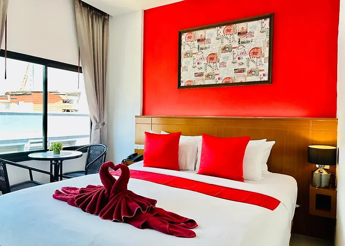 Pj Patong Resortel