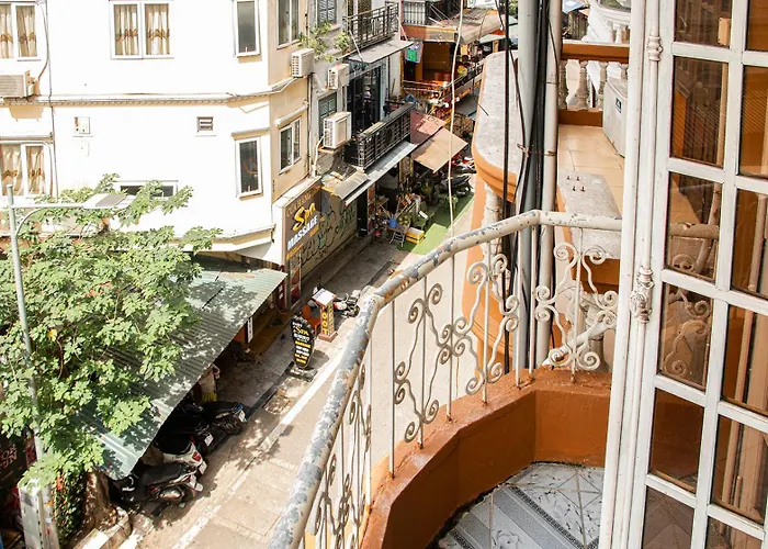 Group Nest Hotel Hà Nội
