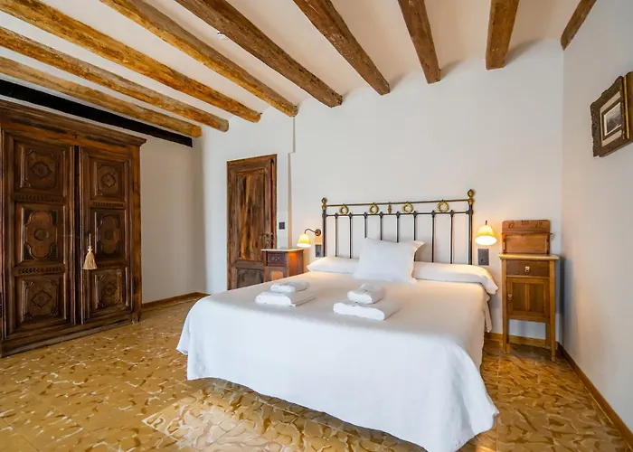 Lo Palauet de la Muralla Balaguer