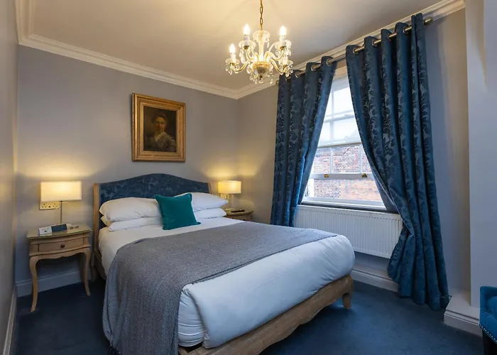 The Blue Boar - Maldon Hotel