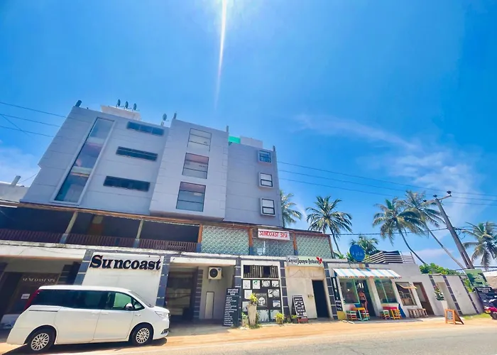 Suncoast Beach Hotel Mirissa